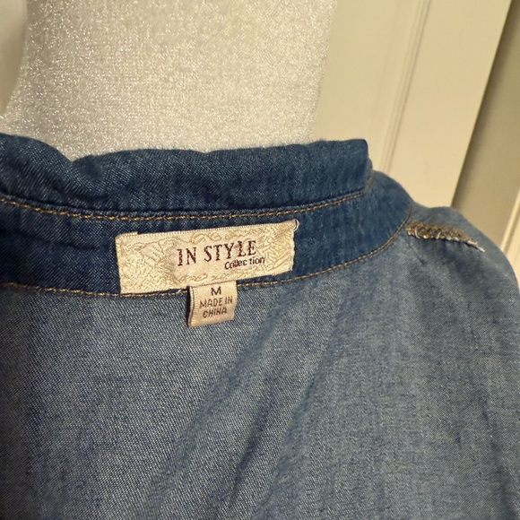 Ladies denim style chambray top - Picture 6 of 6
